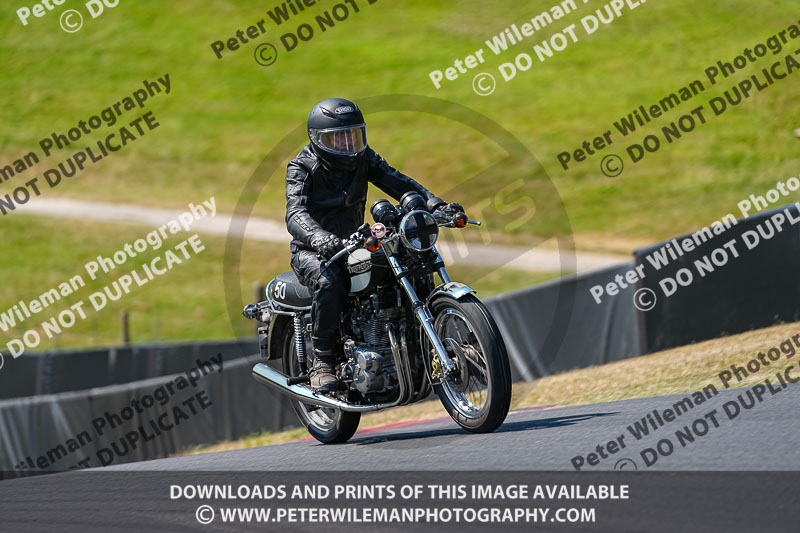 cadwell park;cadwell park photographs;cadwell trackday photographs;enduro digital images;event digital images;eventdigitalimages;peter wileman photography;racing digital images;trackday digital images;trackday photos